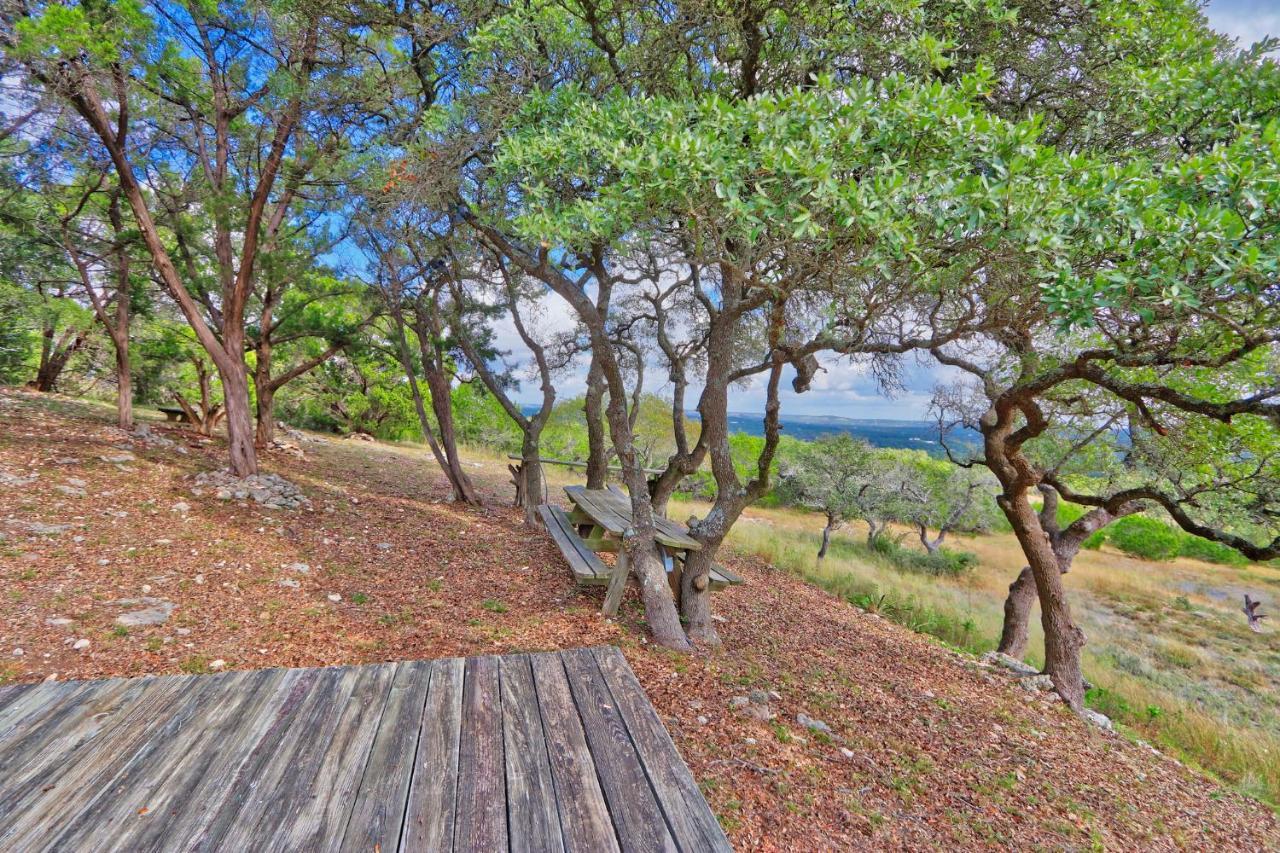 Log Cabin At Old Glory Ranch Villa Wimberley Dış mekan fotoğraf