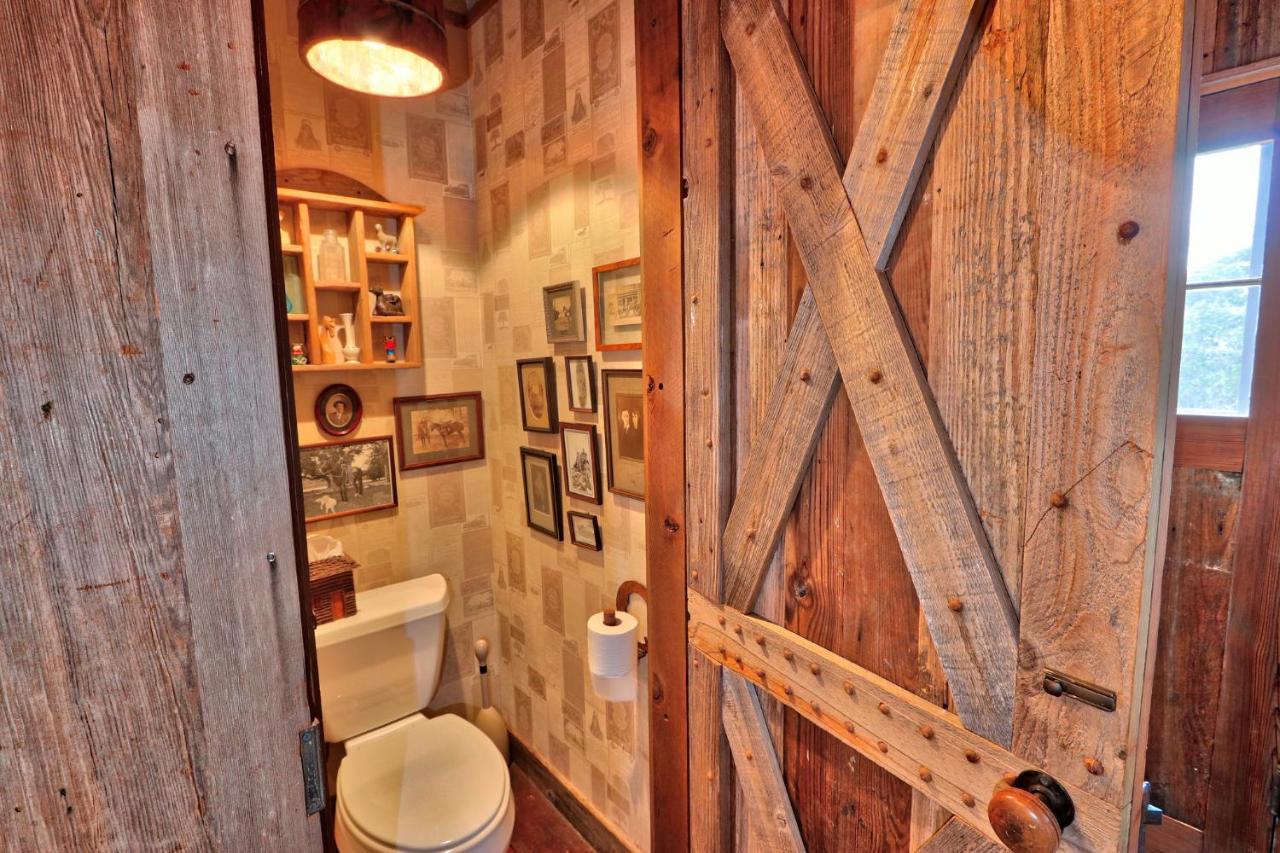 Log Cabin At Old Glory Ranch Villa Wimberley Dış mekan fotoğraf